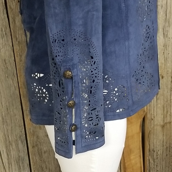 MiFRESIA LAZER CUT DESIGN SUEDE JACKET! - Picture 6 of 10